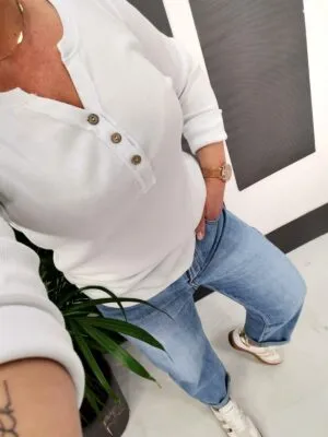 Bluzka w prążek White guziczki