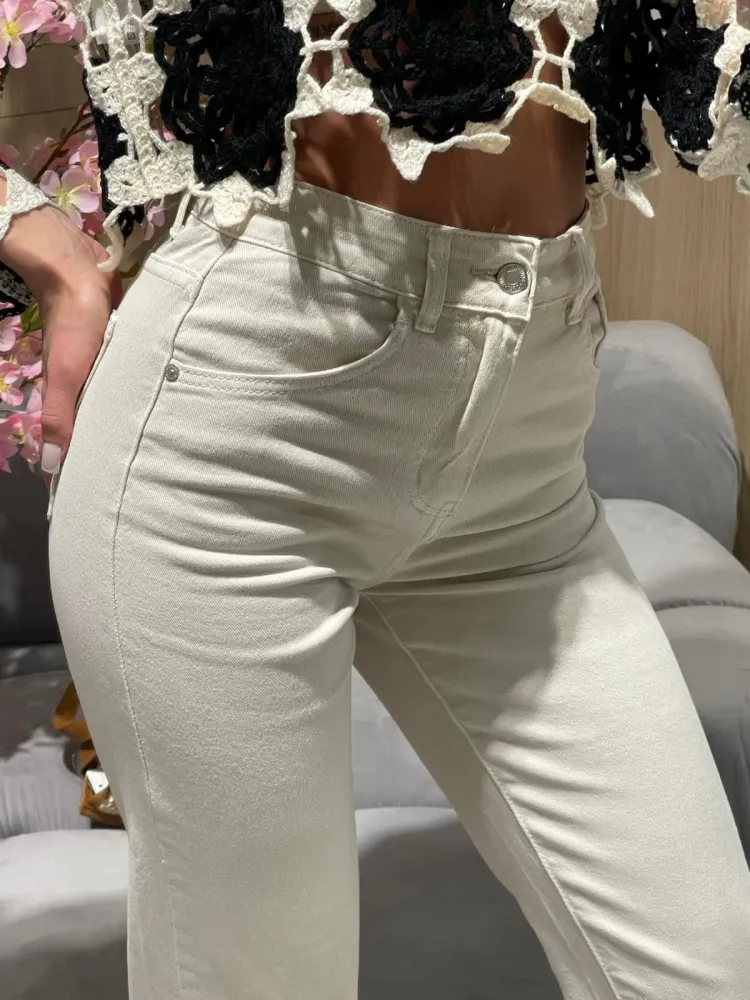 Spodnie Grace Beige Momfit - obrazek 2