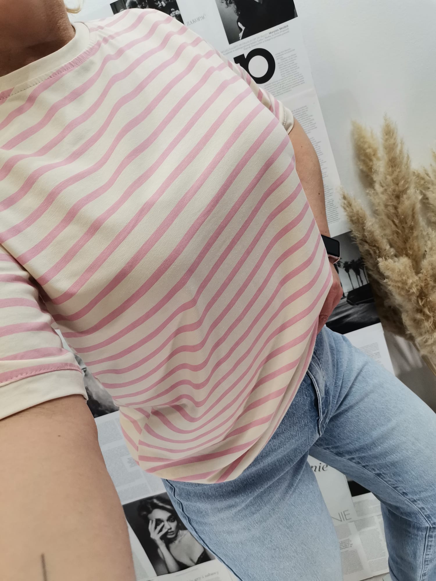 T-shirt Azara w Paseczki Cream/Powder pink - obrazek 3